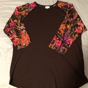 LuLaRoe Randy Top!